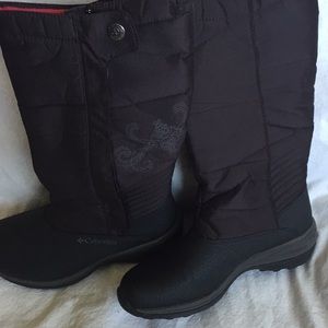 Columbia rain /snow boots
